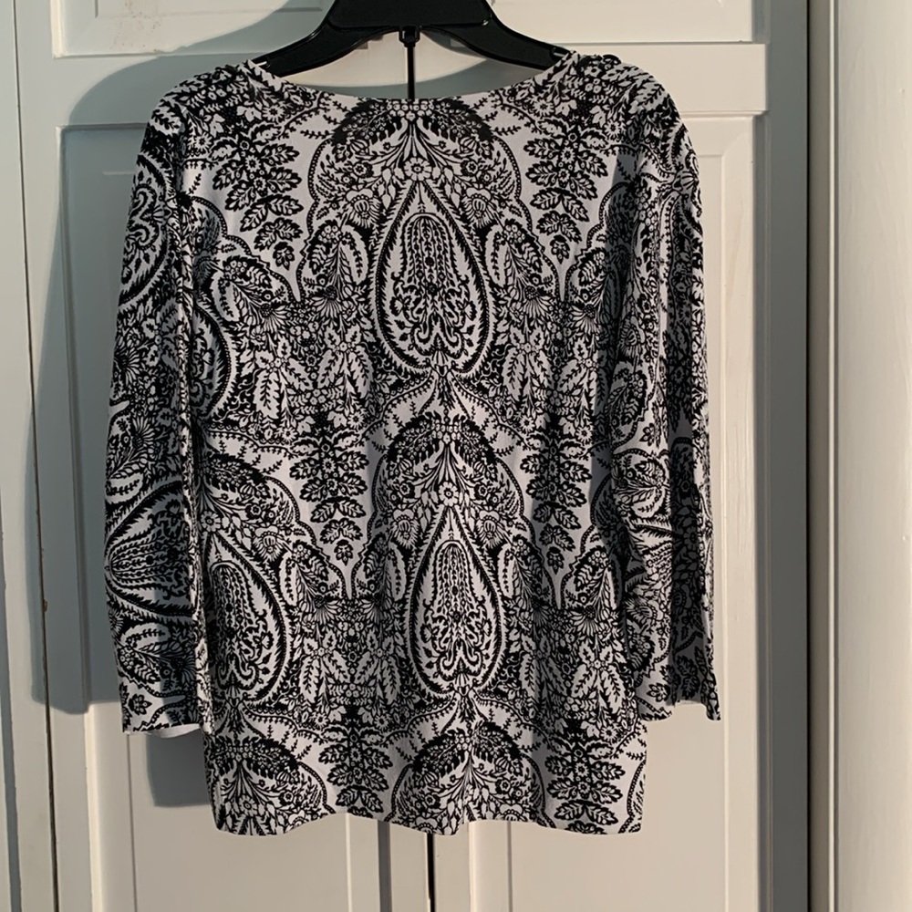 CDP & Co. Black & White 3/4 Sleeve Paisley Print Blouse EUC - Picture 7 of 7